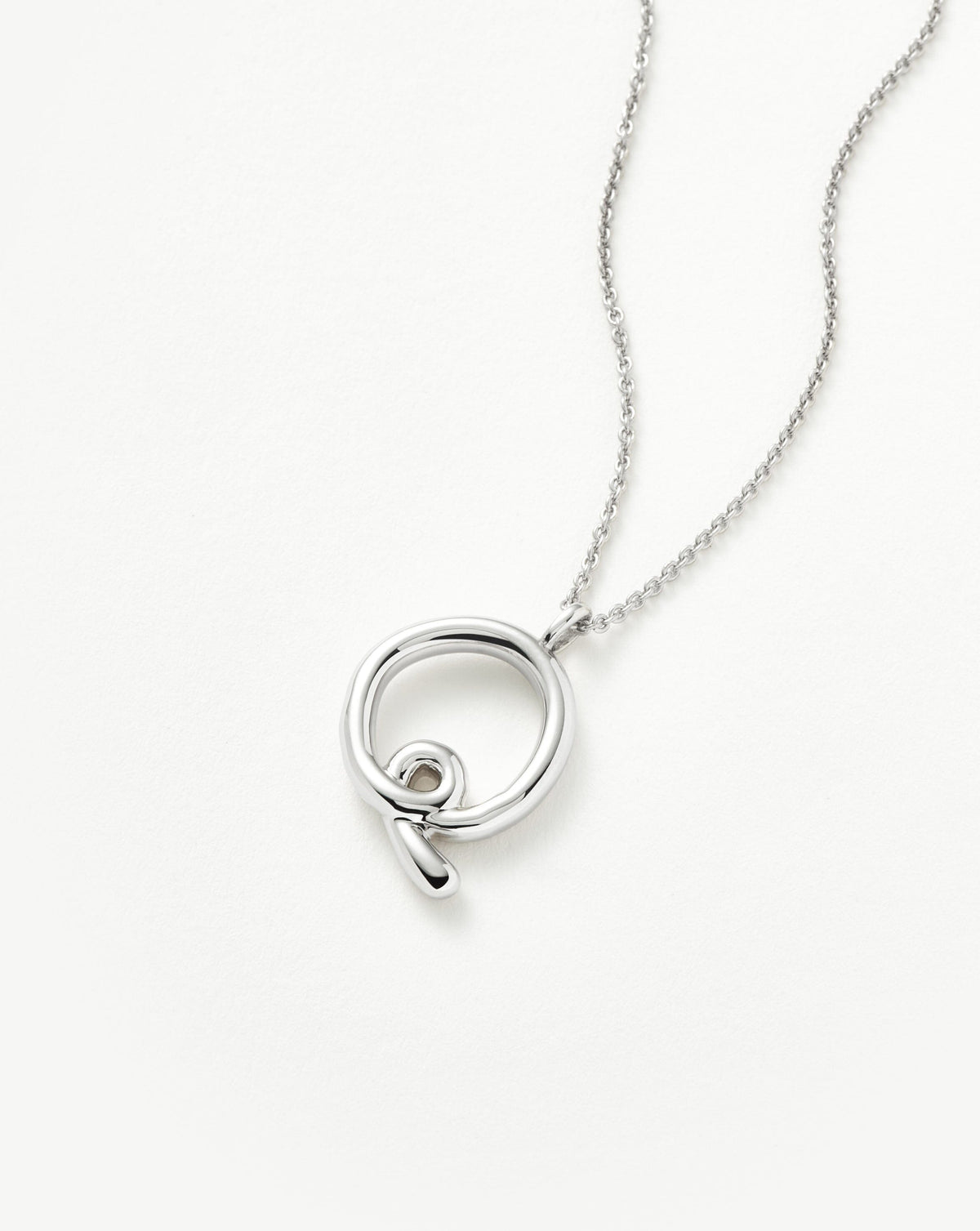 Curly Molten Initial Pendant Necklace - Q | Sterling Silver