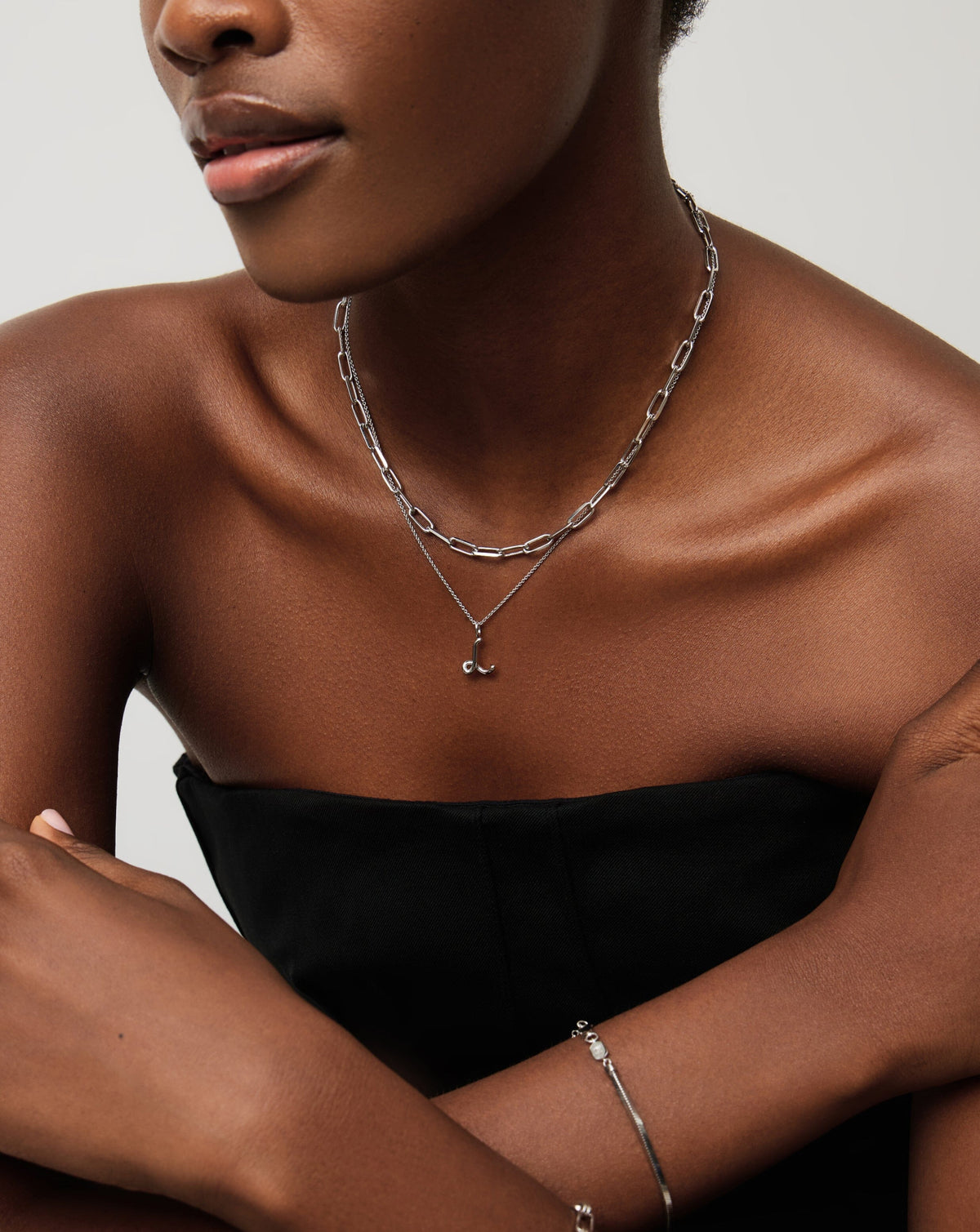 Curly Molten Mini Initial Necklace - L | Sterling Silver