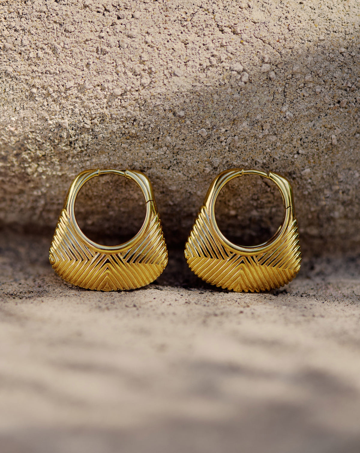 Hera Ridge Hoop Earrings