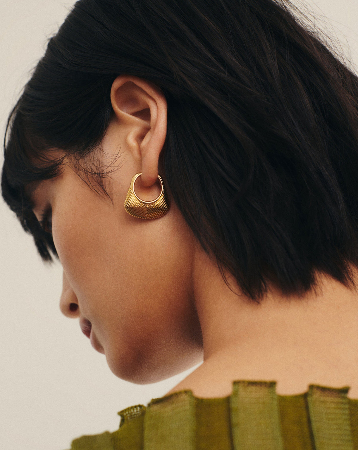 Hera Ridge Hoop Earrings